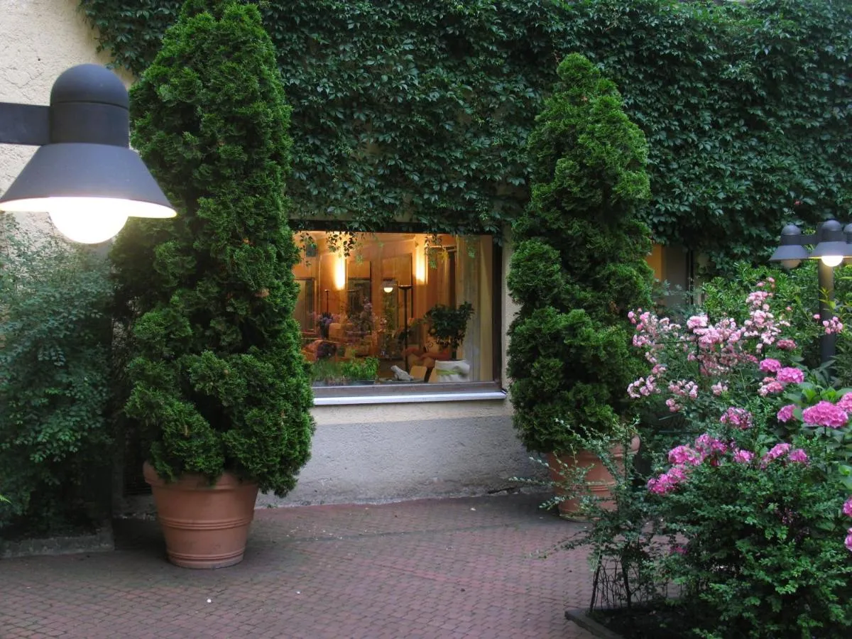 Image 4 of Hotel Carlton Munich
