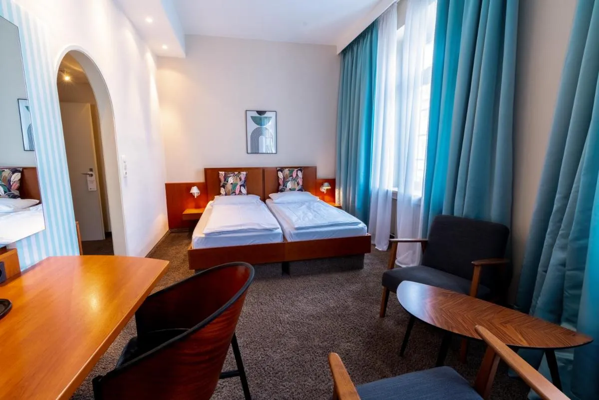 Image 6 of Hotel Carlton Munich