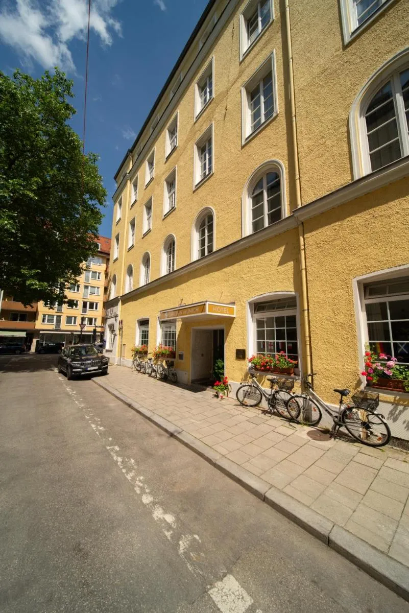 Image 3 of Hotel Carlton Munich
