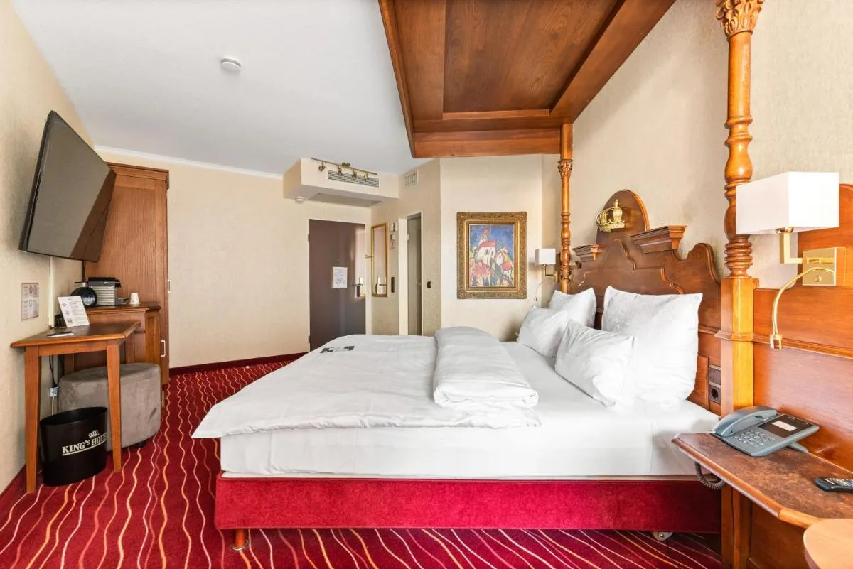 Image 3 of KING’s Hotel First