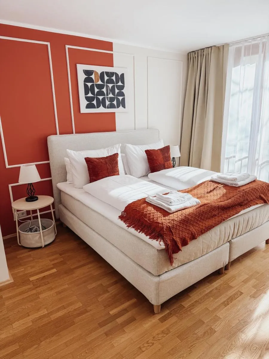 Image 3 of Lumen Homes – Altstadt-Residenz, direkt im Zentrum, geräumiges Apartment mit 5 Zimmern, Küche