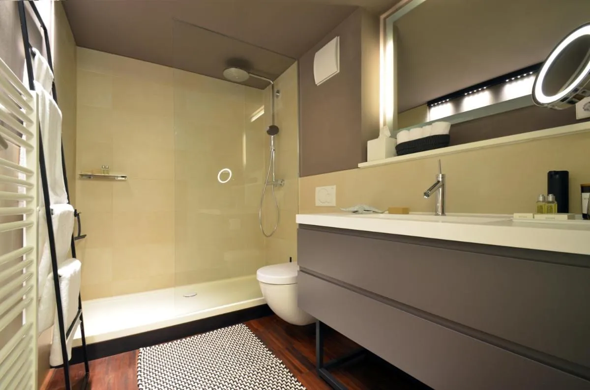 Image 2 of Luxury Omaruru-Design-Apartment Deluxe