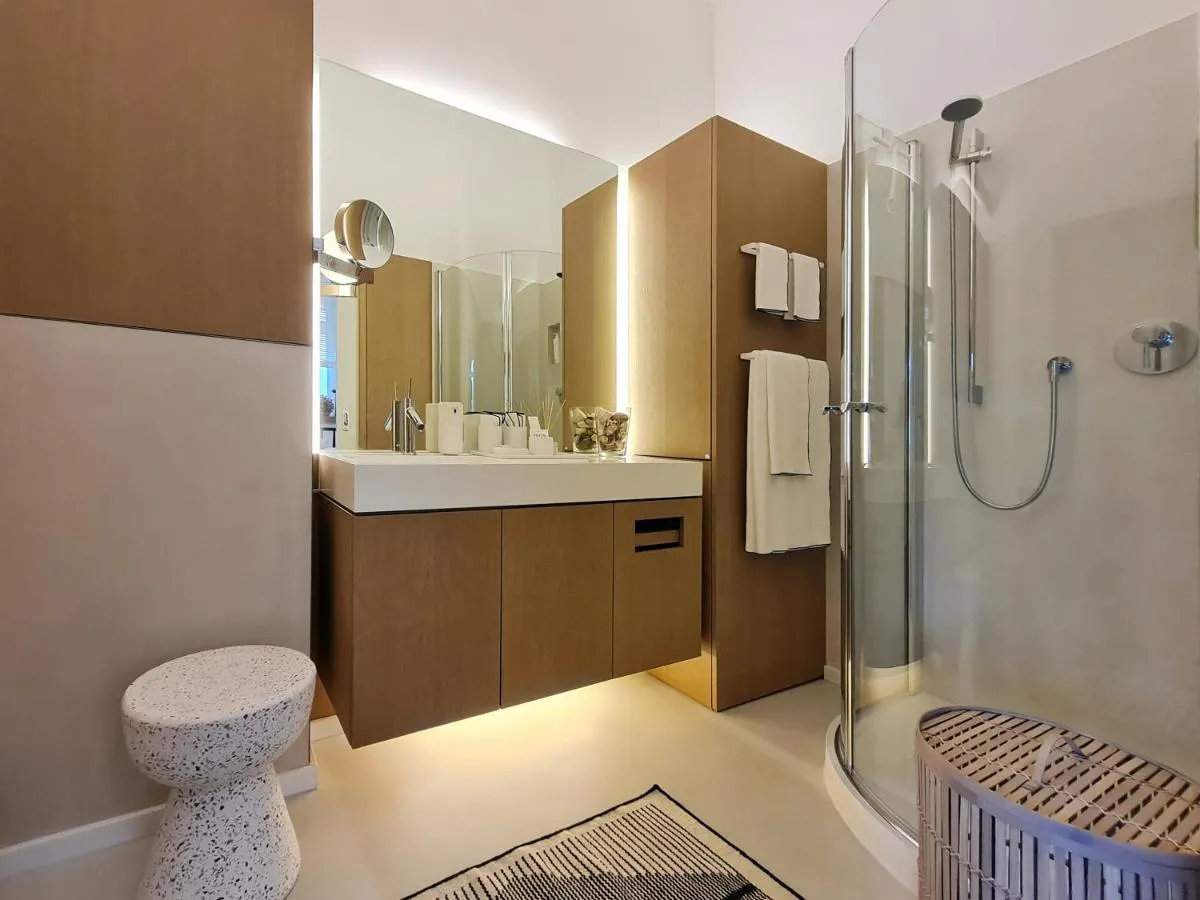 Image 6 of Luxury Omuntu-Design-Apartment Deluxe