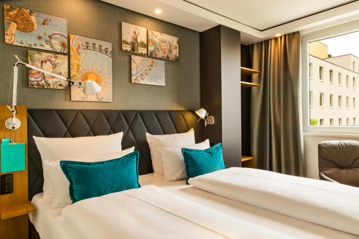 Image 6 of Motel One München-Westend