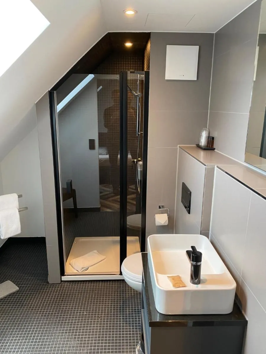 Image 2 of Munich Deluxe Hotel