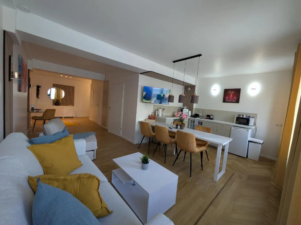 Image of Munich Top Place direkt am Karlsplatz – Stachus 70 qm mit 2 Schlafzimmer Apartment Mila