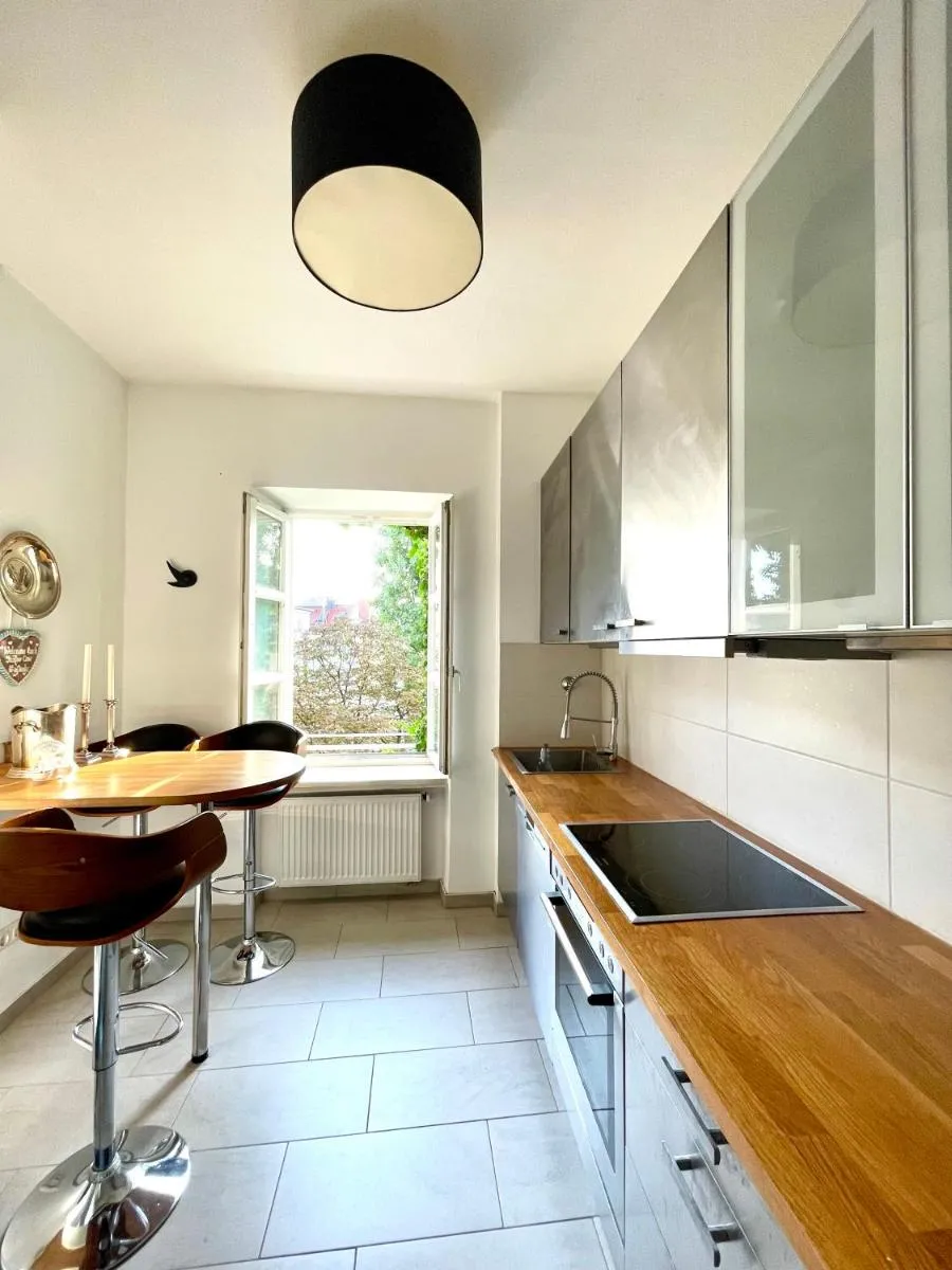 Image 4 of New furnished, exclusive large flat in City Center, 30min to Airport
