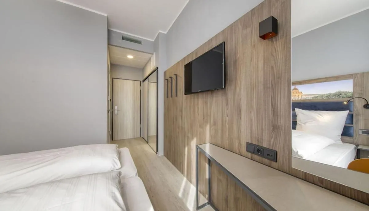 Image 3 of Smart Stay Hotel Station