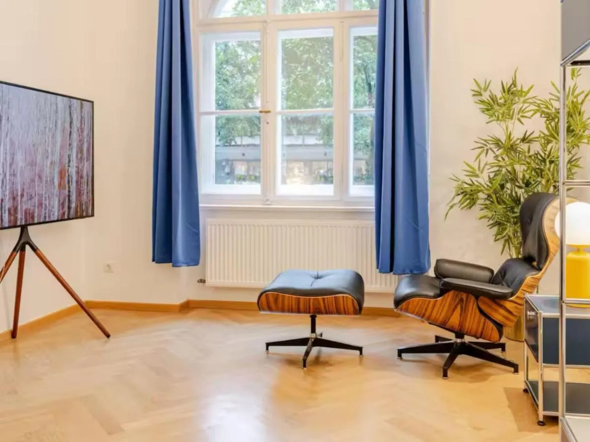 Image 6 of TheGallery