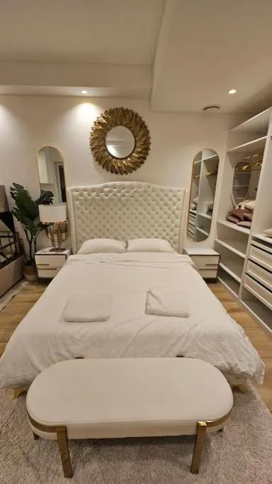 Image 1 of UG Neubau City Wohnung – Pool, Gym, Sauna, zweites Bad extra buchbar