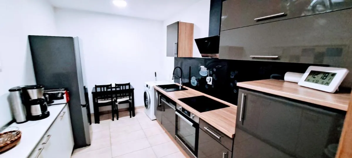 Image 2 of Westpark Apartments