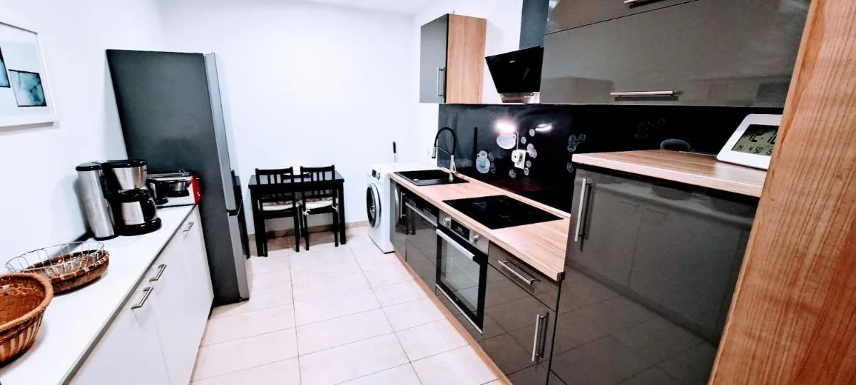 Image 6 of Westpark Apartments