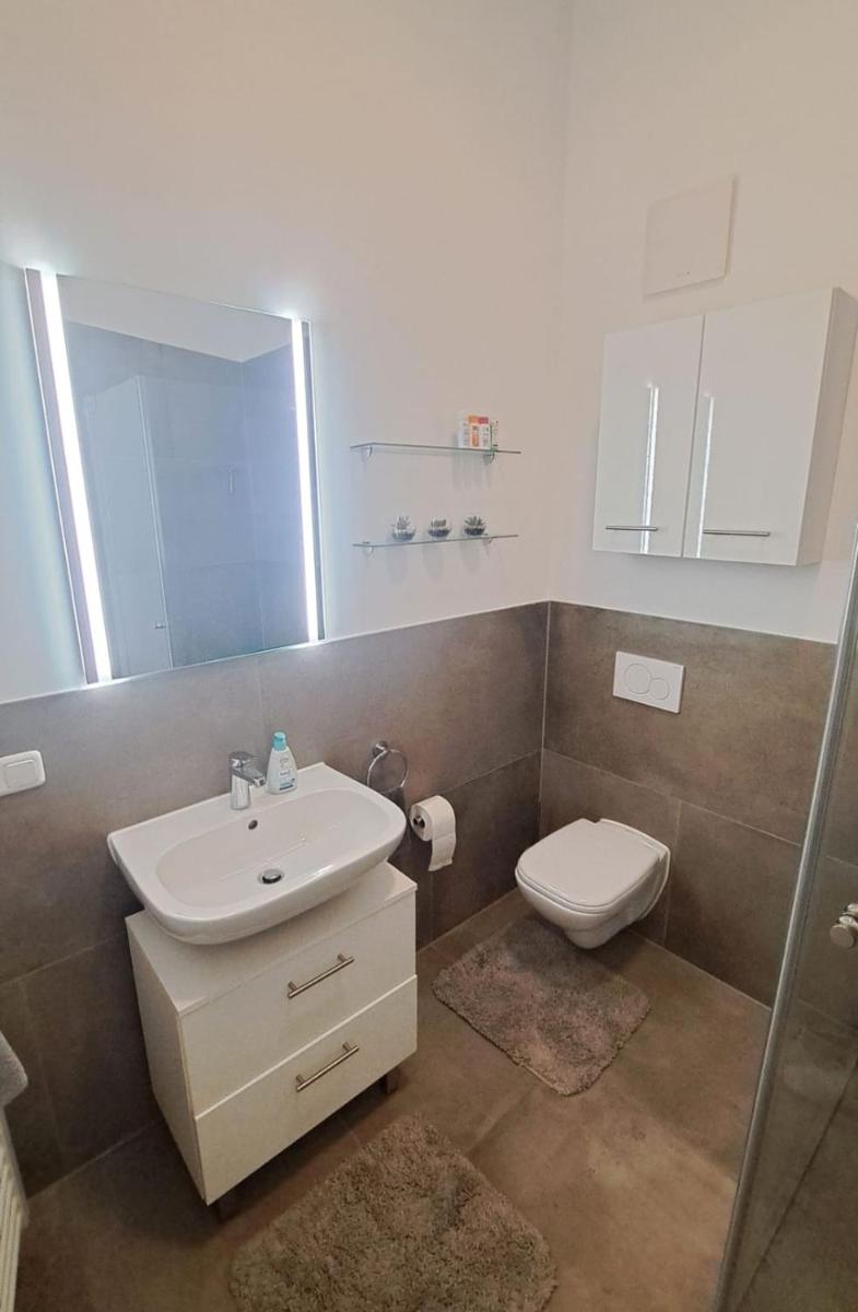Image 2 of Jezza Apart Suite