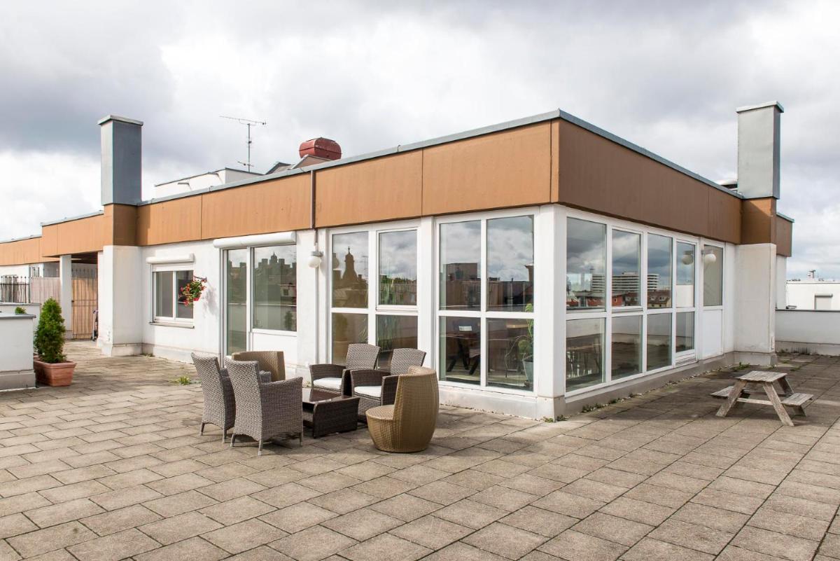 Image 5 of Munich Rooftop Retreat