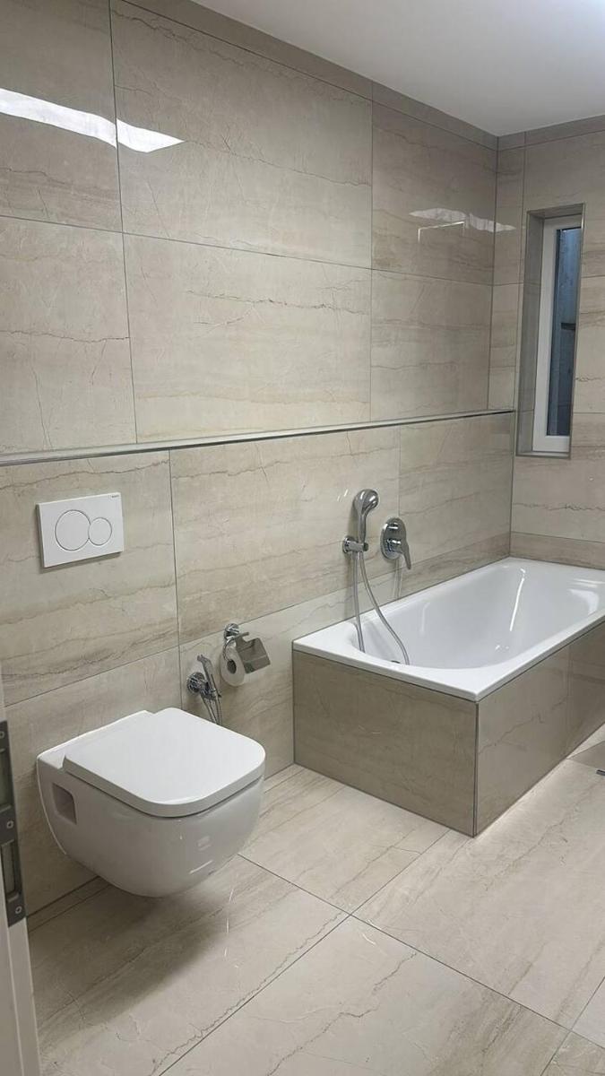 Image 4 of One Room apartment with kitchen, and private bathroom near to S8 Train line