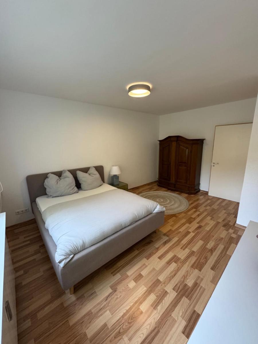 Image 4 of Quiet Family Apartment – 10 min to Center & Oktoberfest – Free Parking – Balcony – near Nymphenburg Palace & Botanical garden