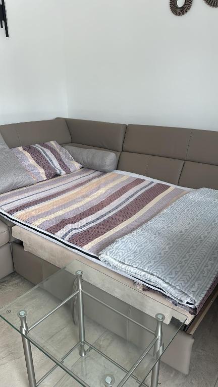 Image of Two-room apartment with fully equipped kitchen near S8 station