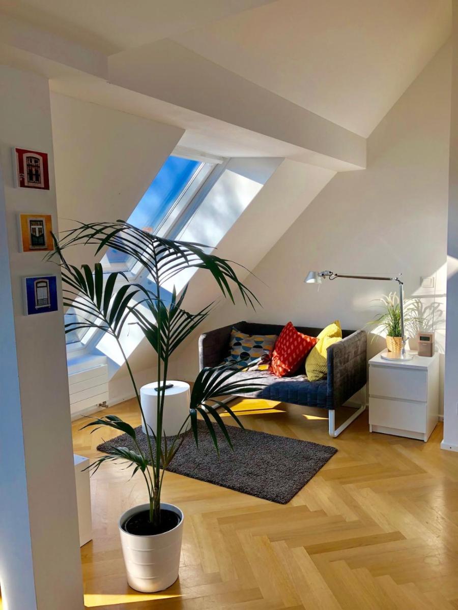 Image 3 of cosy munich rooftop apartment